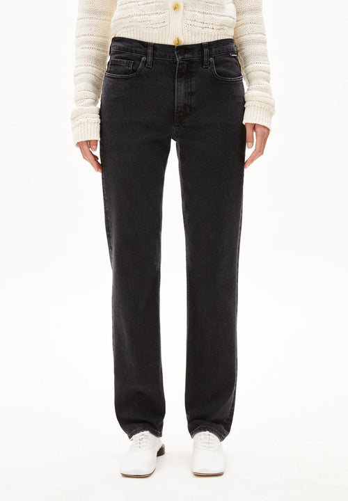 CARENAA MID STRAIGHT JEANS | EBONY | CUTS