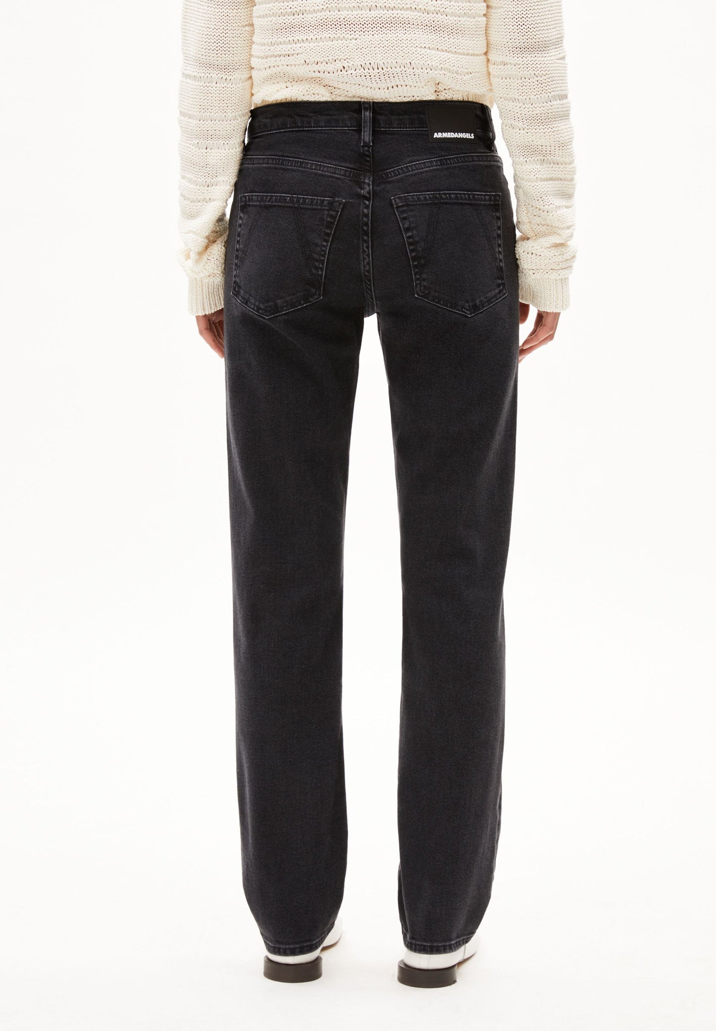 CARENAA MID STRAIGHT JEANS | EBONY | CUTS