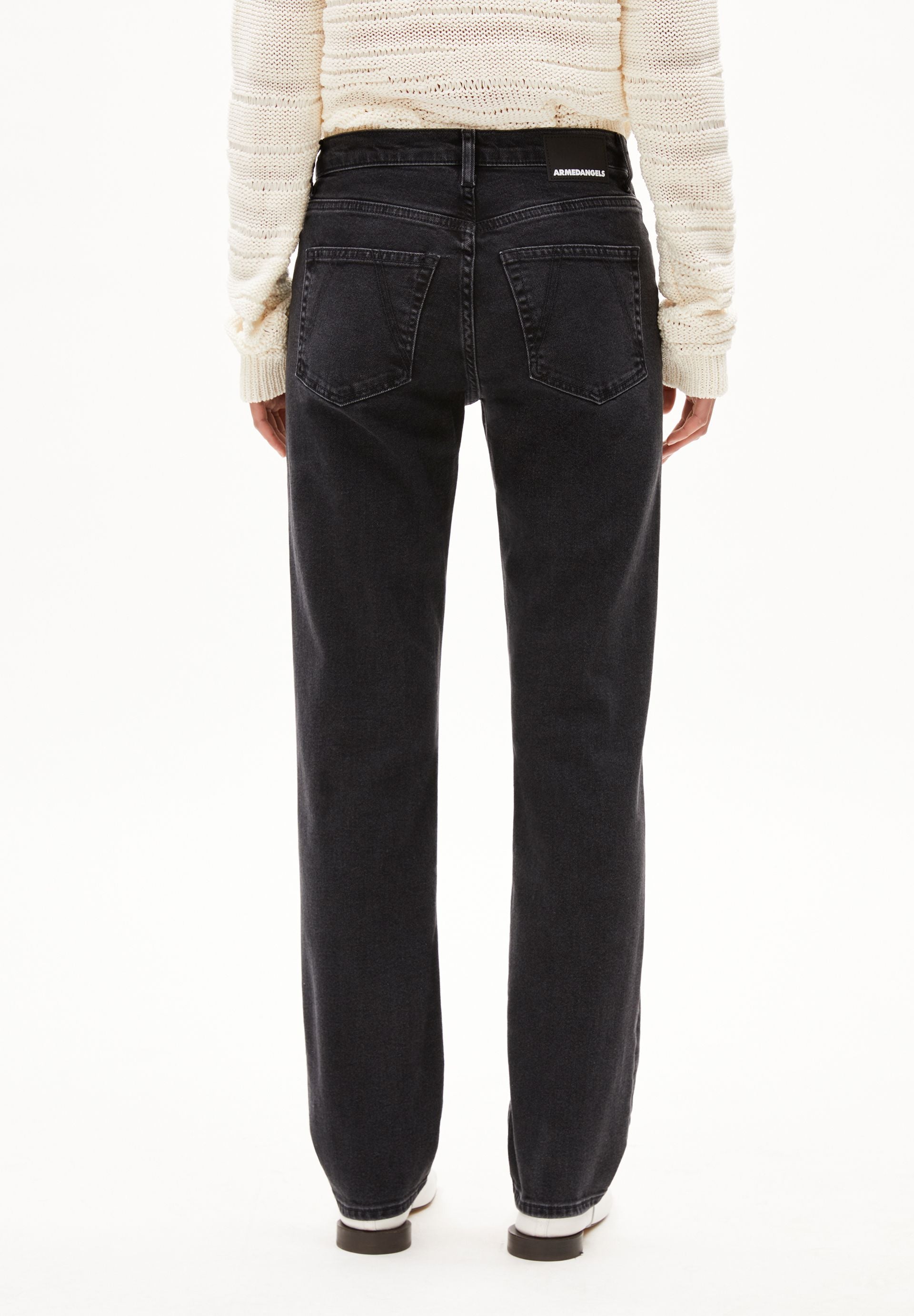CARENAA MID STRAIGHT JEANS | EBONY | CUTS