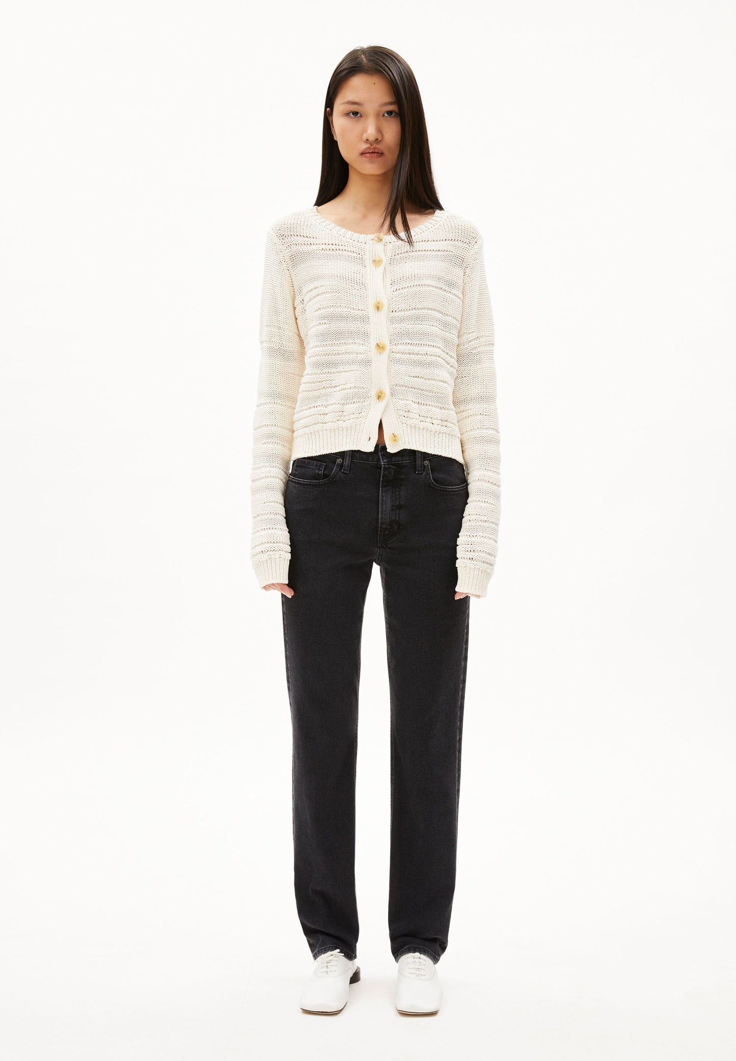 CARENAA MID STRAIGHT JEANS | EBONY | CUTS