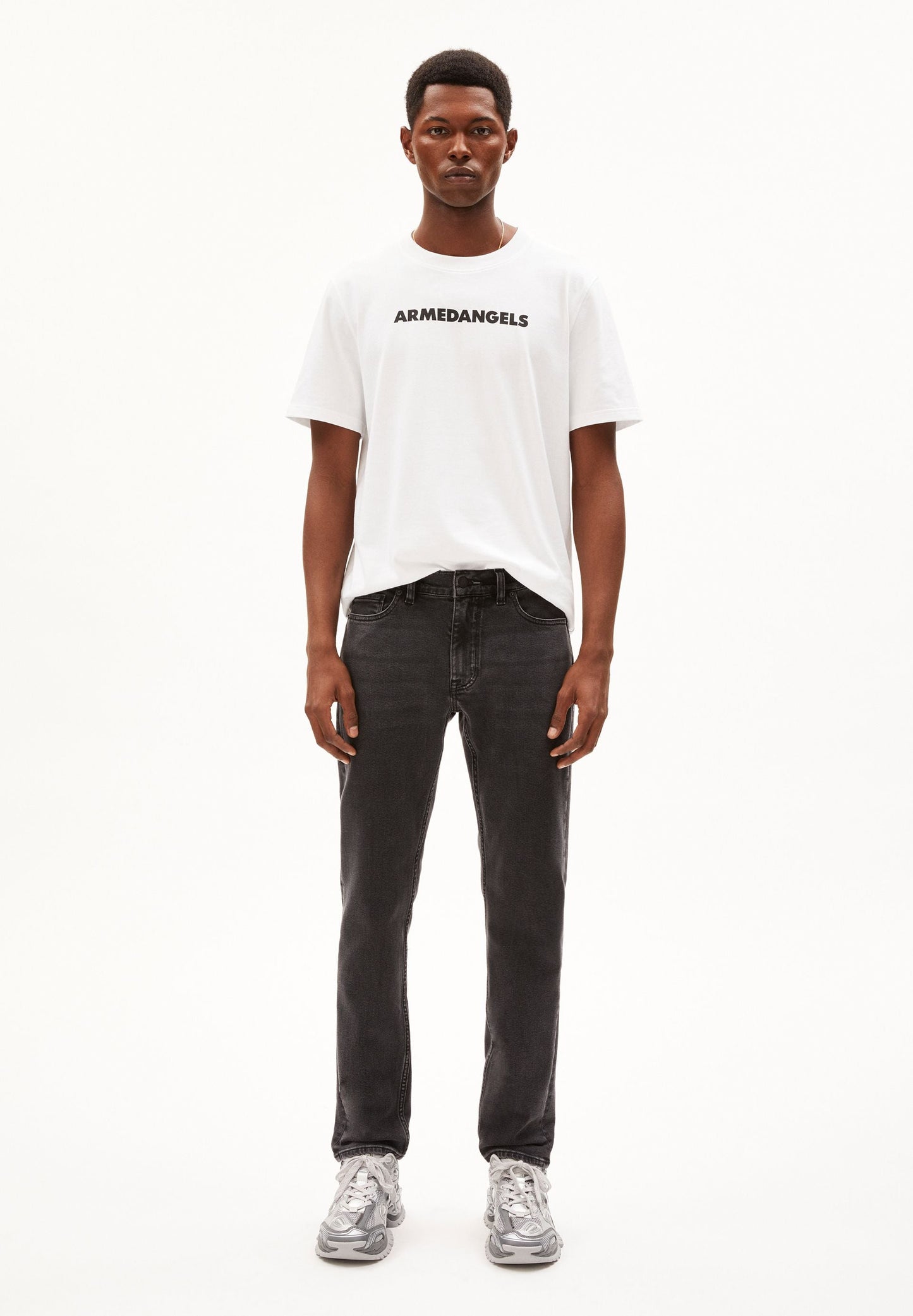 IAAN SLIM JEANS | SMOKED | CUTS