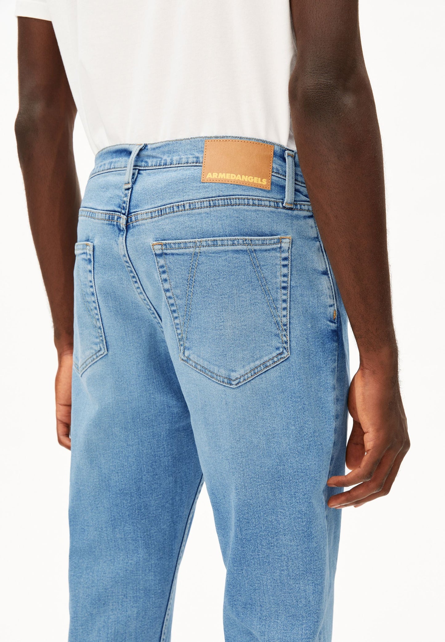 AARJO TARPA TAPERED JEANS | CLOUD | CUTS