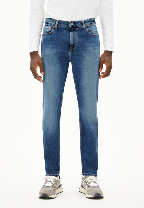 AARJO TARPA TAPERED JEANS | DIVE | CUTS