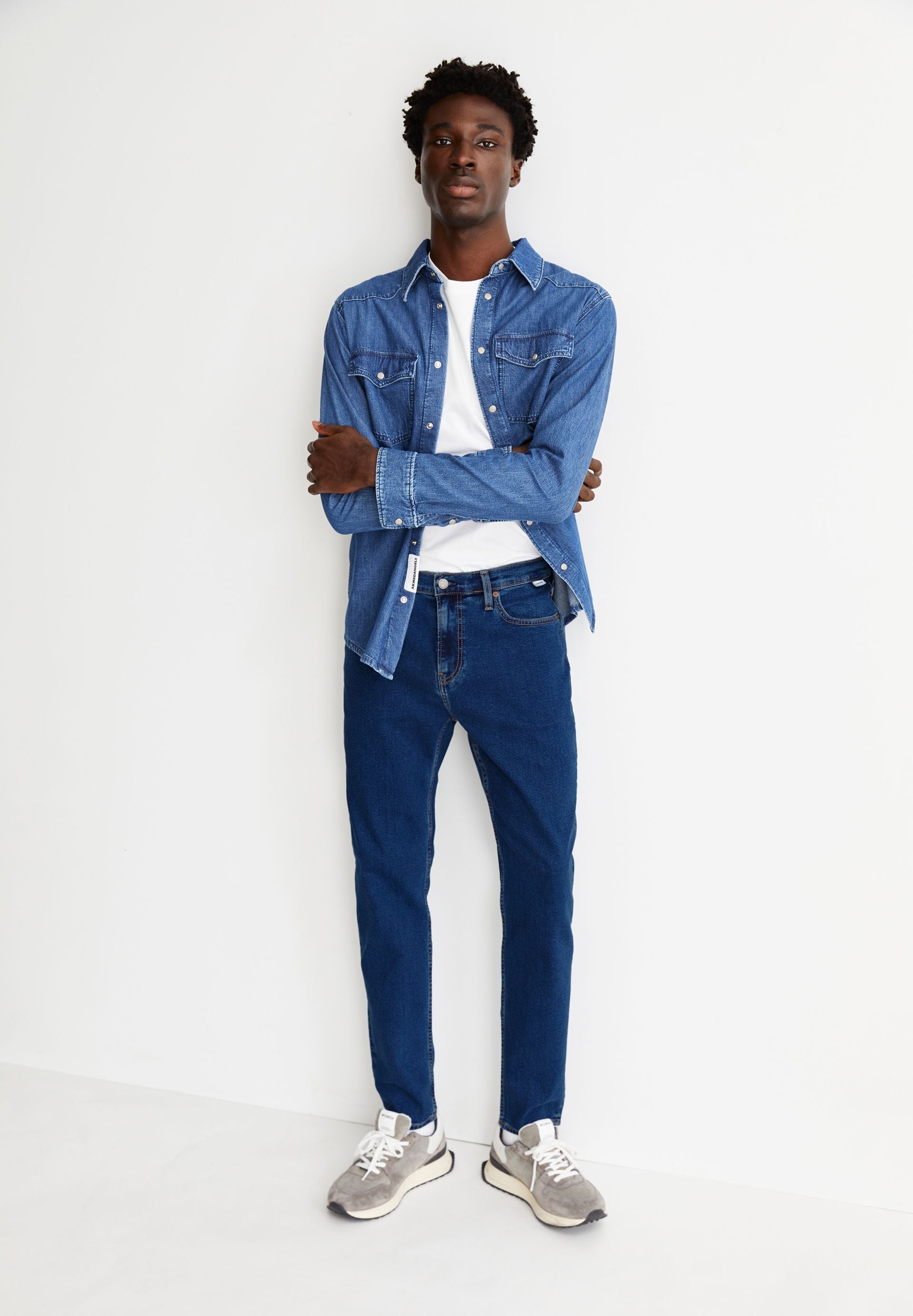 AARJO TARPA TAPERED JEANS | WHALE | CUTS