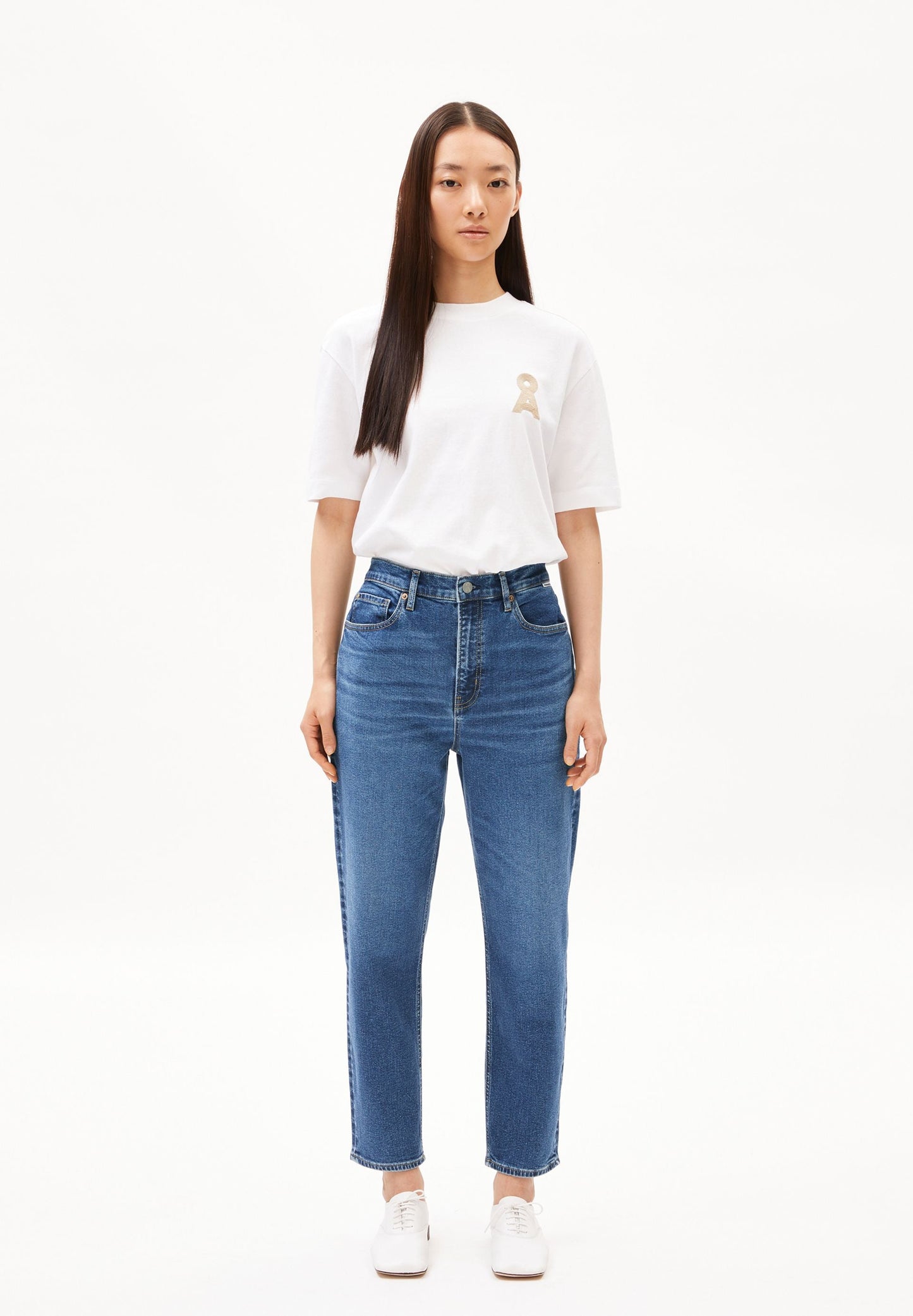 MAIRAA HIGH WAIST MOM JEANS | CARME | CUTS