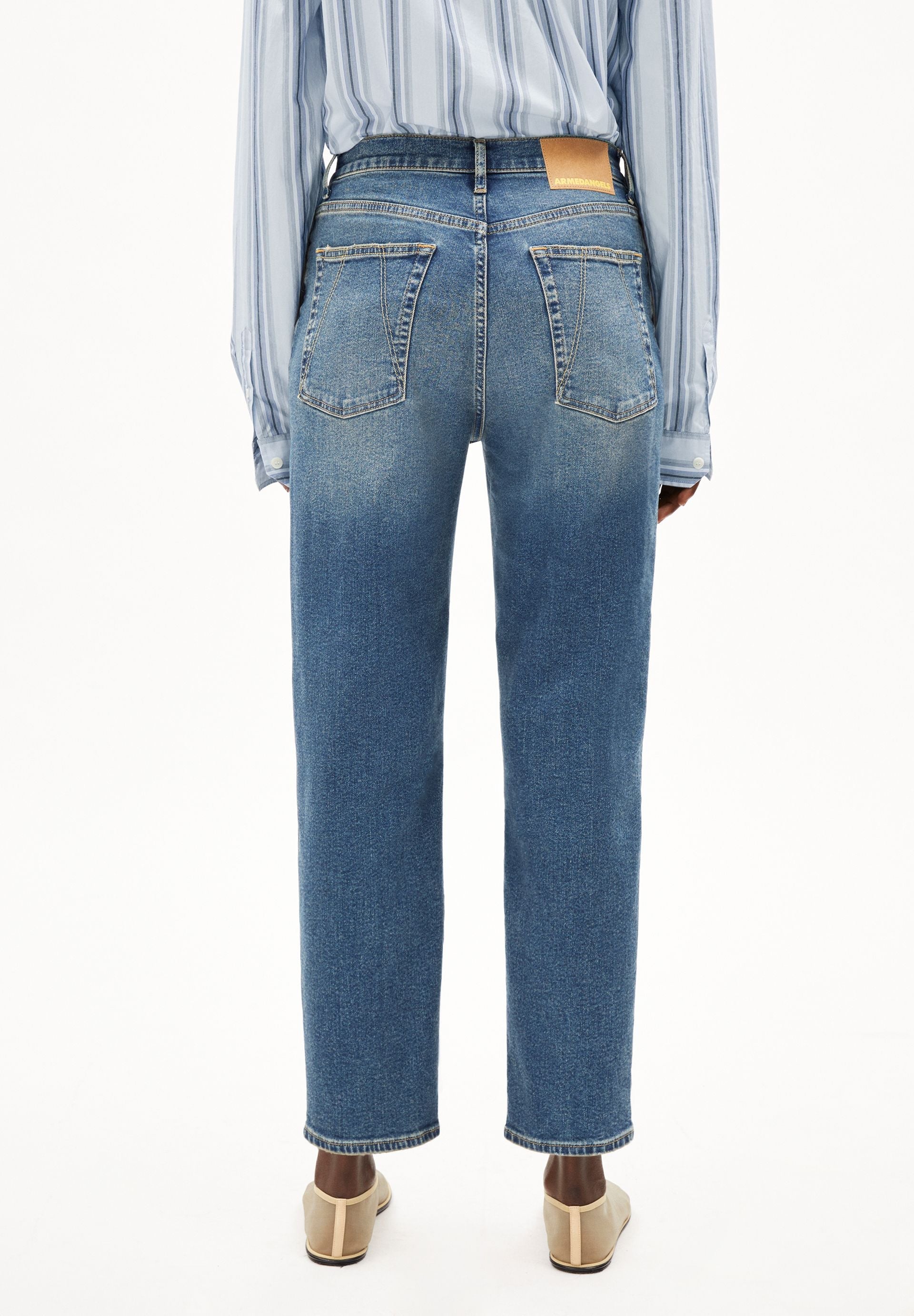 MAIRAA HIGH WAIST MOM JEANS | CALLISTO | CUTS
