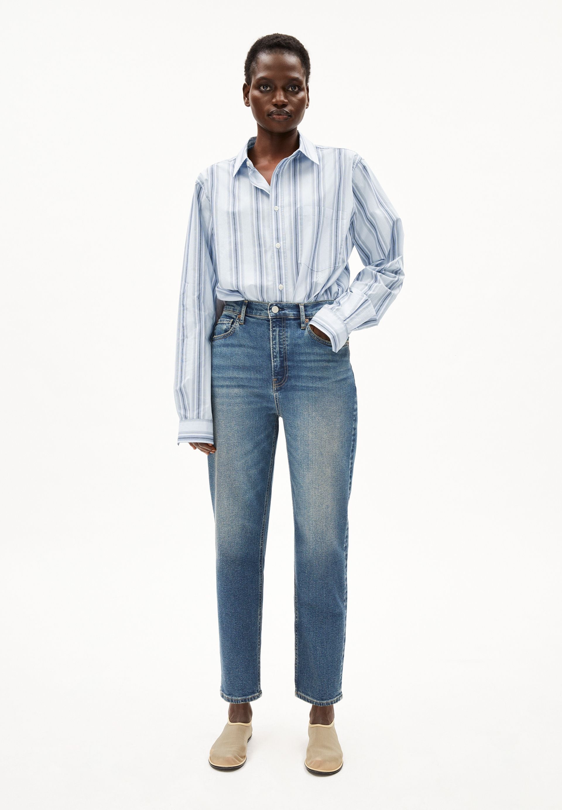 MAIRAA HIGH WAIST MOM JEANS | CALLISTO | CUTS