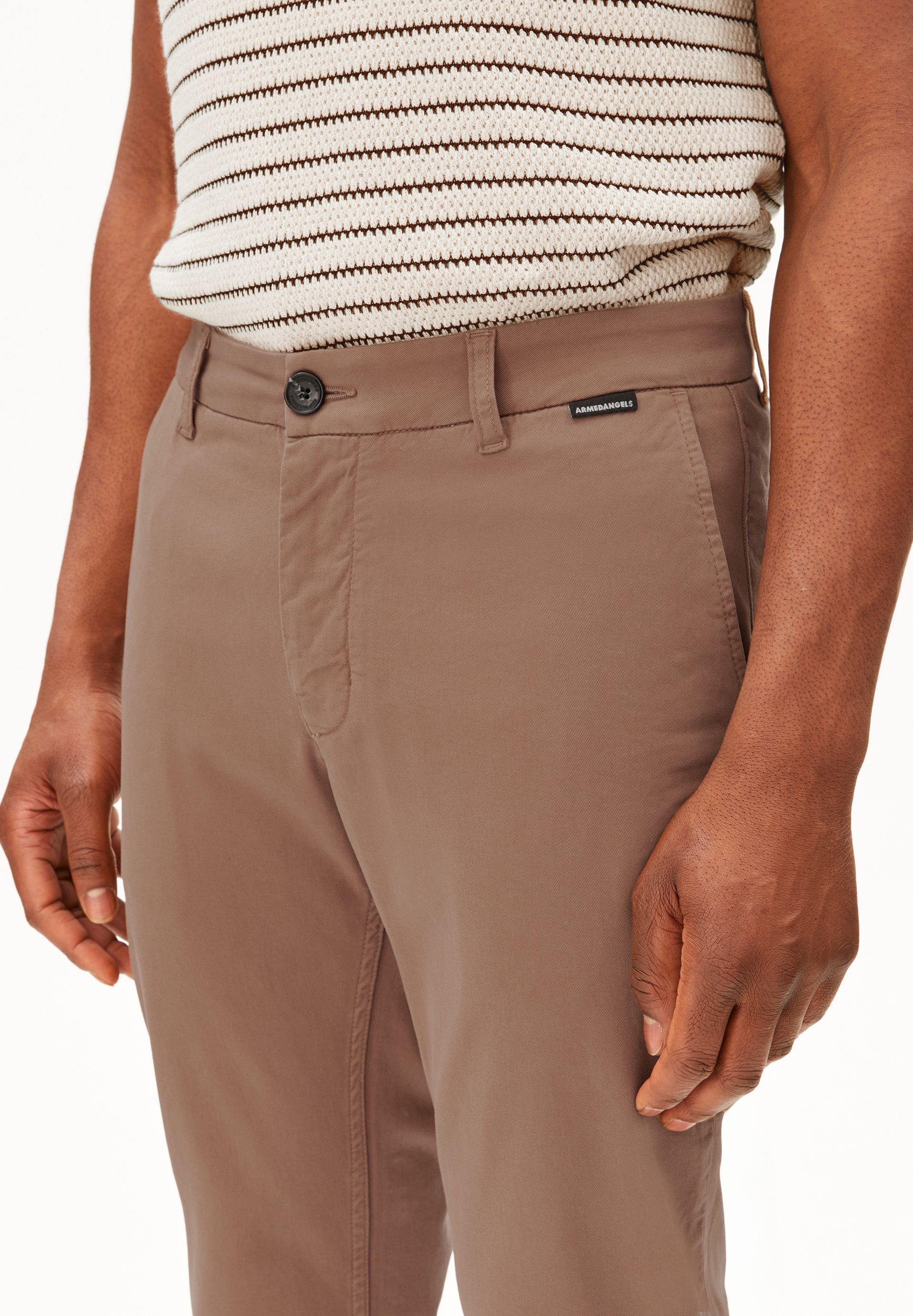 AASTER CHINOS | AMBERWOOD | CUTS