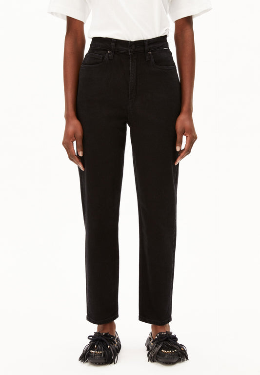 MAIRAA | BLACK | CUTS