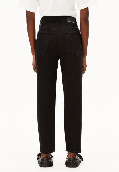 MAIRAA | BLACK | CUTS