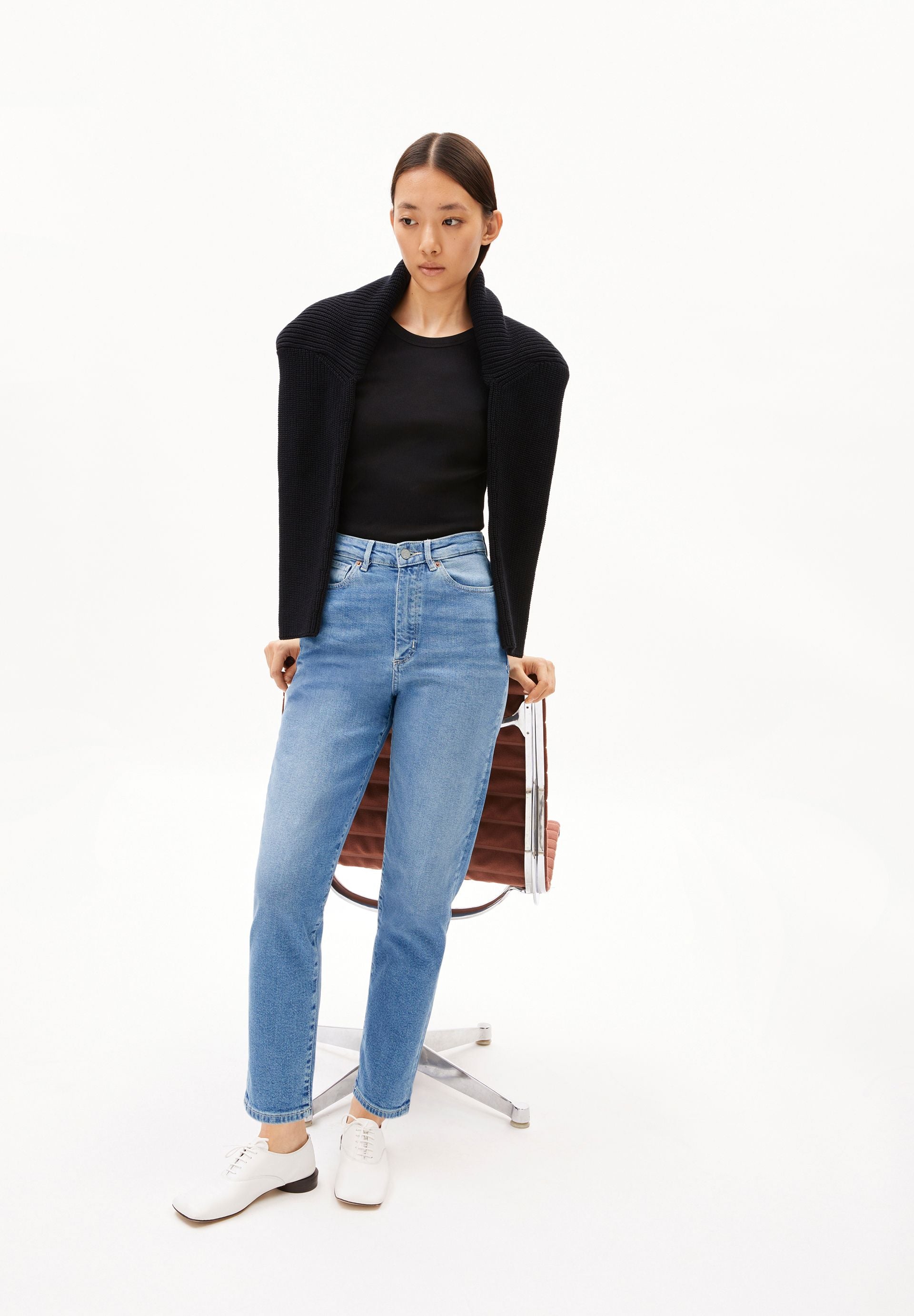 MAIRAA | HERSE | CUTS
