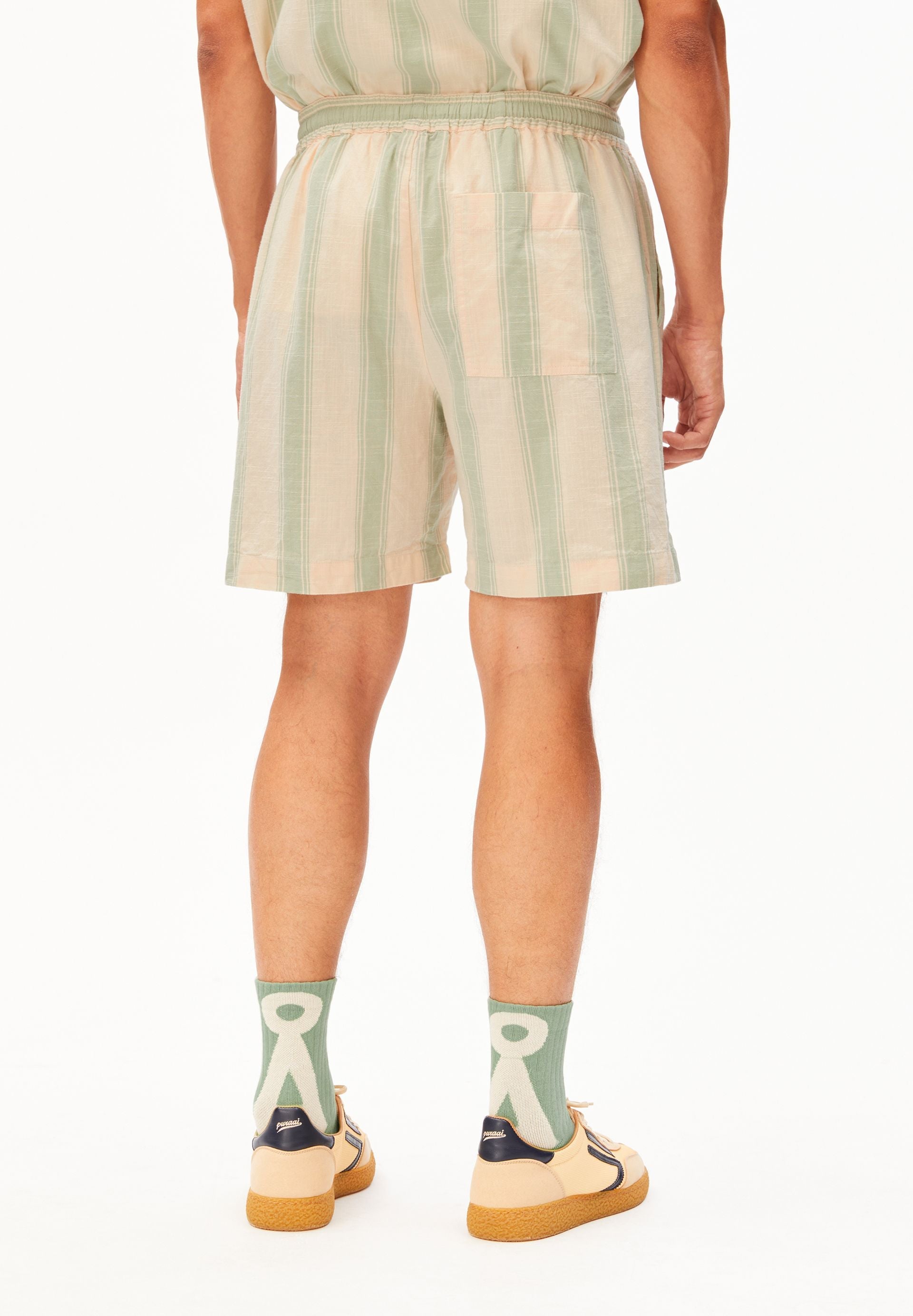 STRIPED SHORTS | FOAM | CUTS
