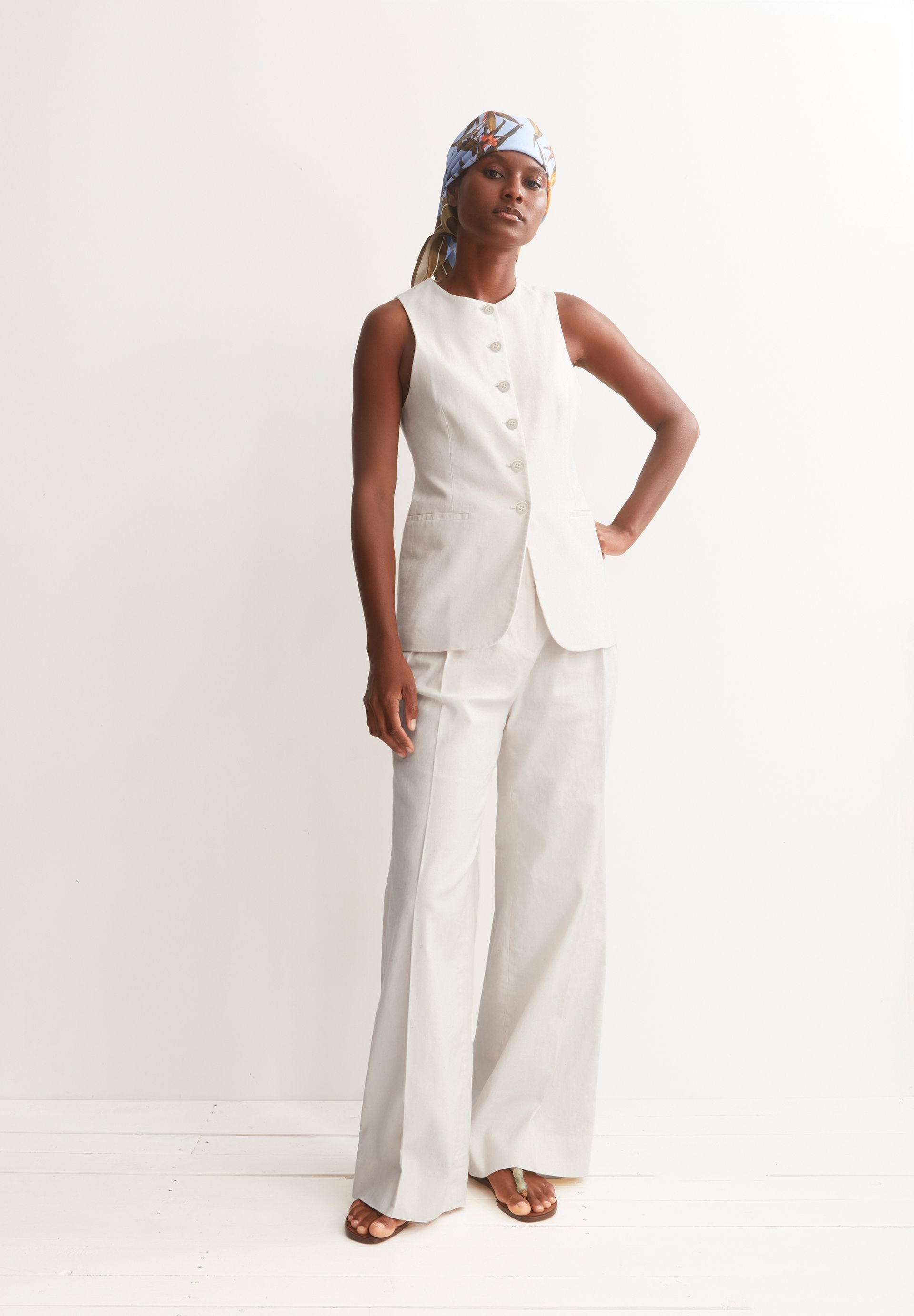 LONG LINEN-BLEND VEST | UNDYED | CUTS