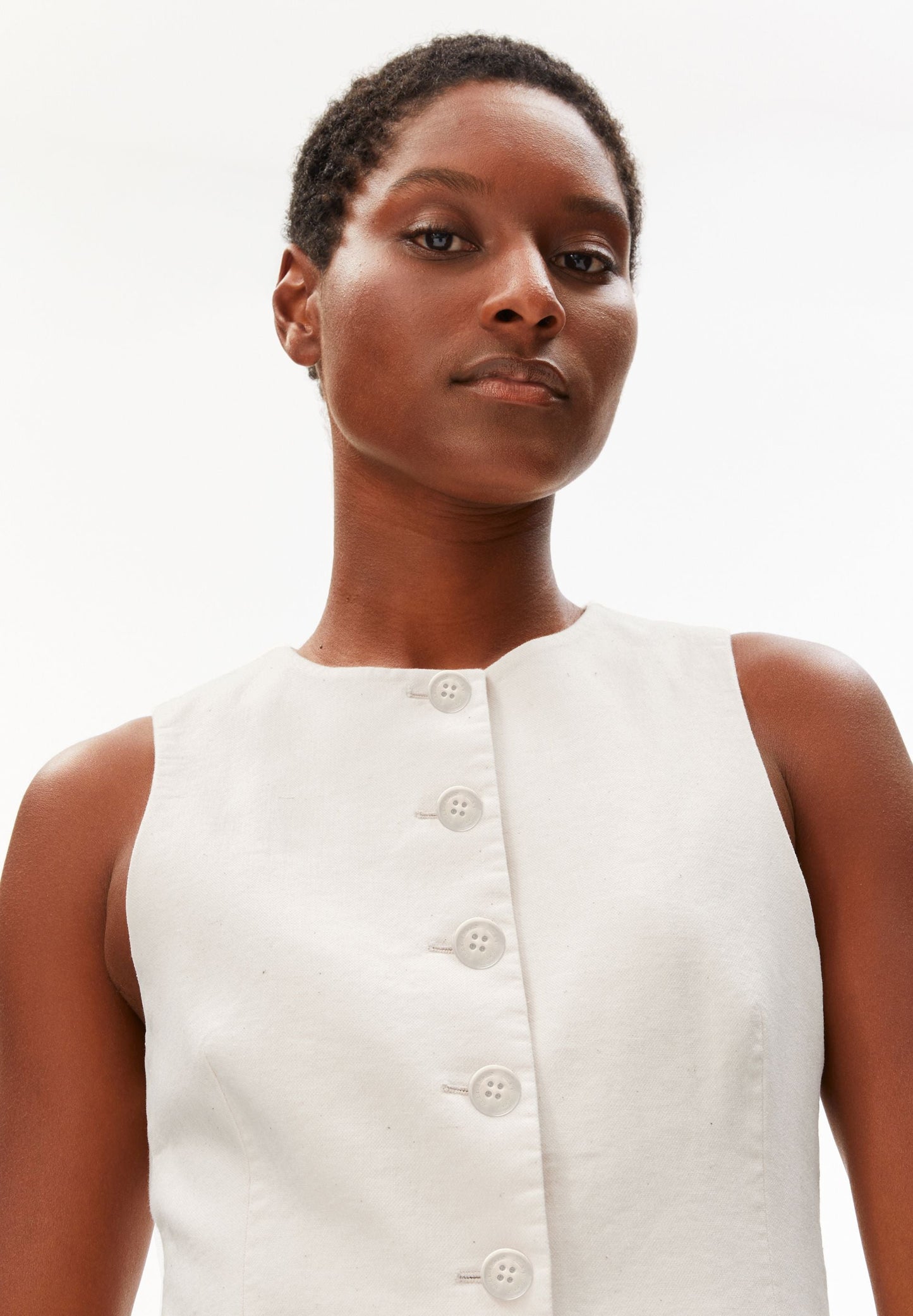 LONG LINEN-BLEND VEST | UNDYED | CUTS