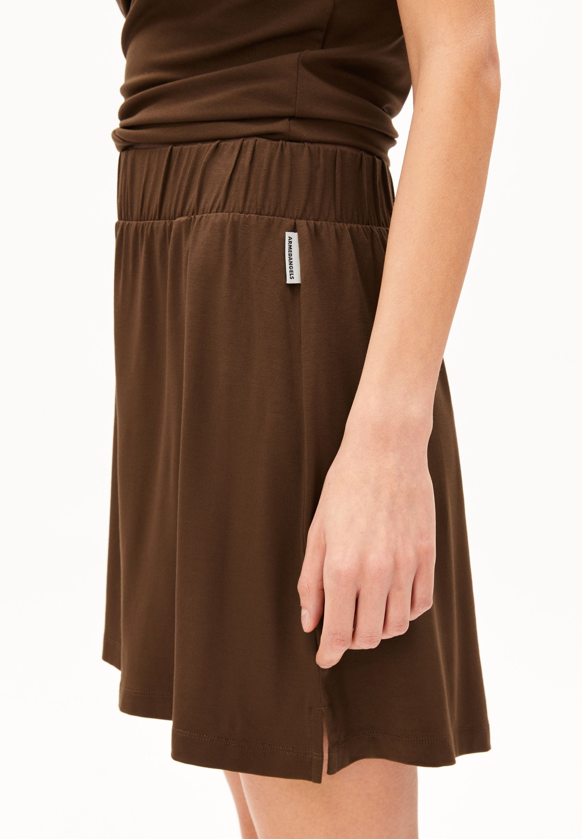 RELAXED JERSEY SHORTS | DRIED PALM | CUTS