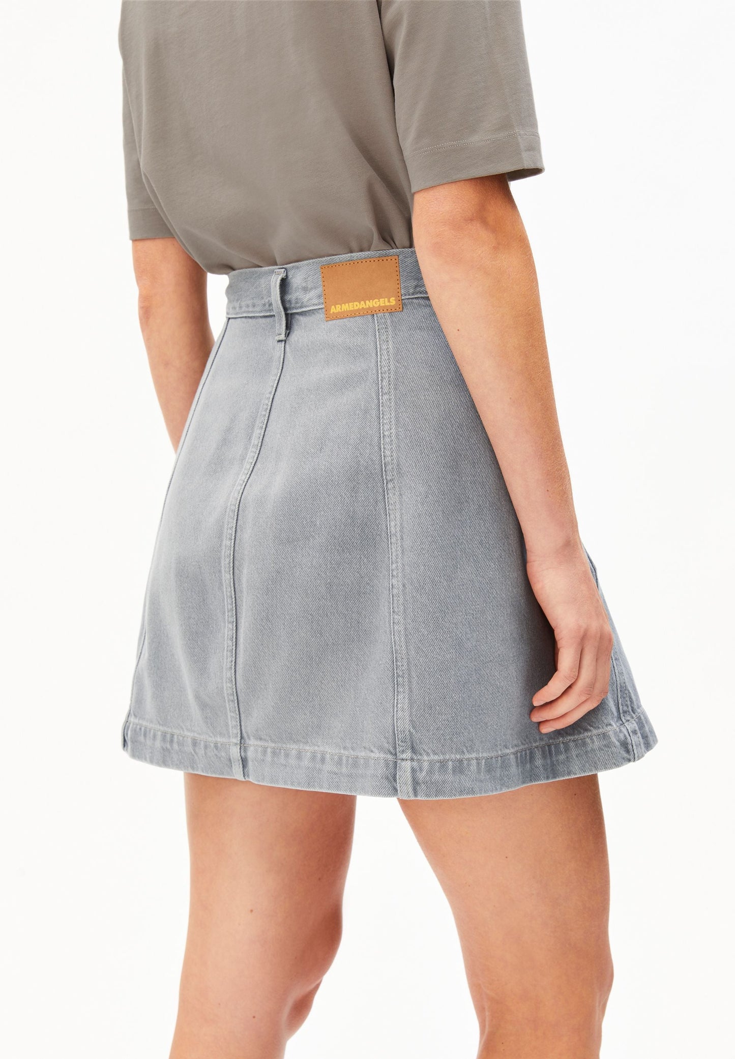 PANELED MINI DENIM SKIRT | LOA | CUTS