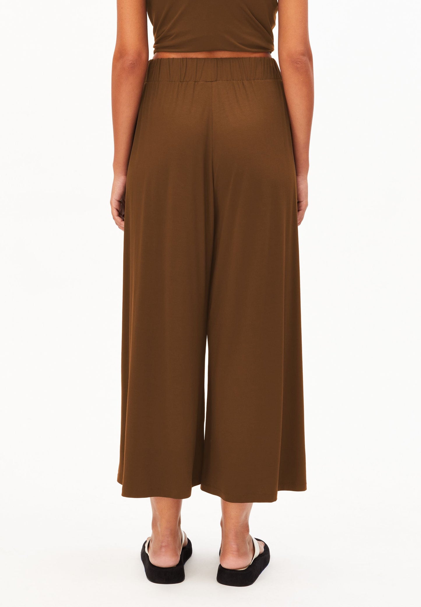 CROPPED JERSEY PANTS | DRIED PALM | CUTS