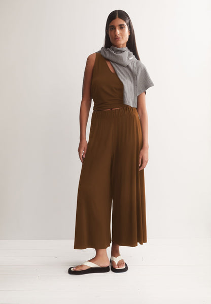 CROPPED JERSEY PANTS | DRIED PALM | CUTS
