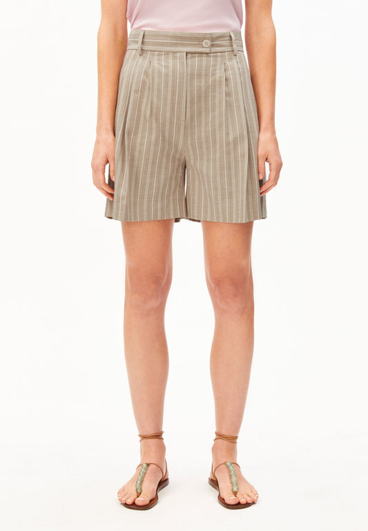 STRIPED KAAYUA PLEATED SHORTS | SAND STONE-UNDYED-PINK MIST | CUTS