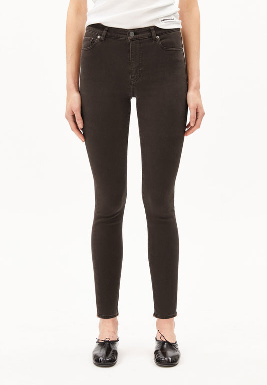 TILLAA MID WAIST SKINNY JEANS | CLAYSTONE | CUTS