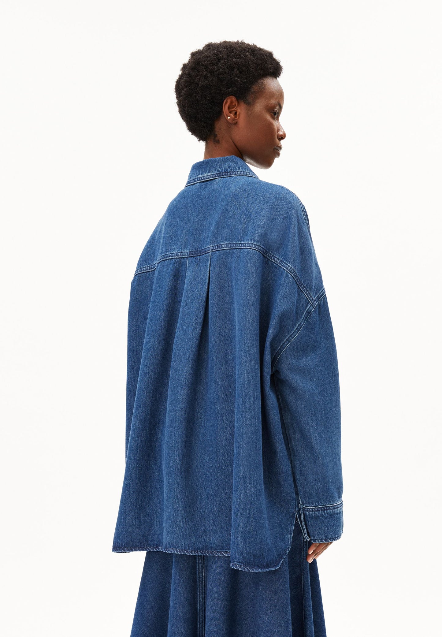 OVERSIZED DENIM BLOUSE | BRIGHT BLUE | CUTS
