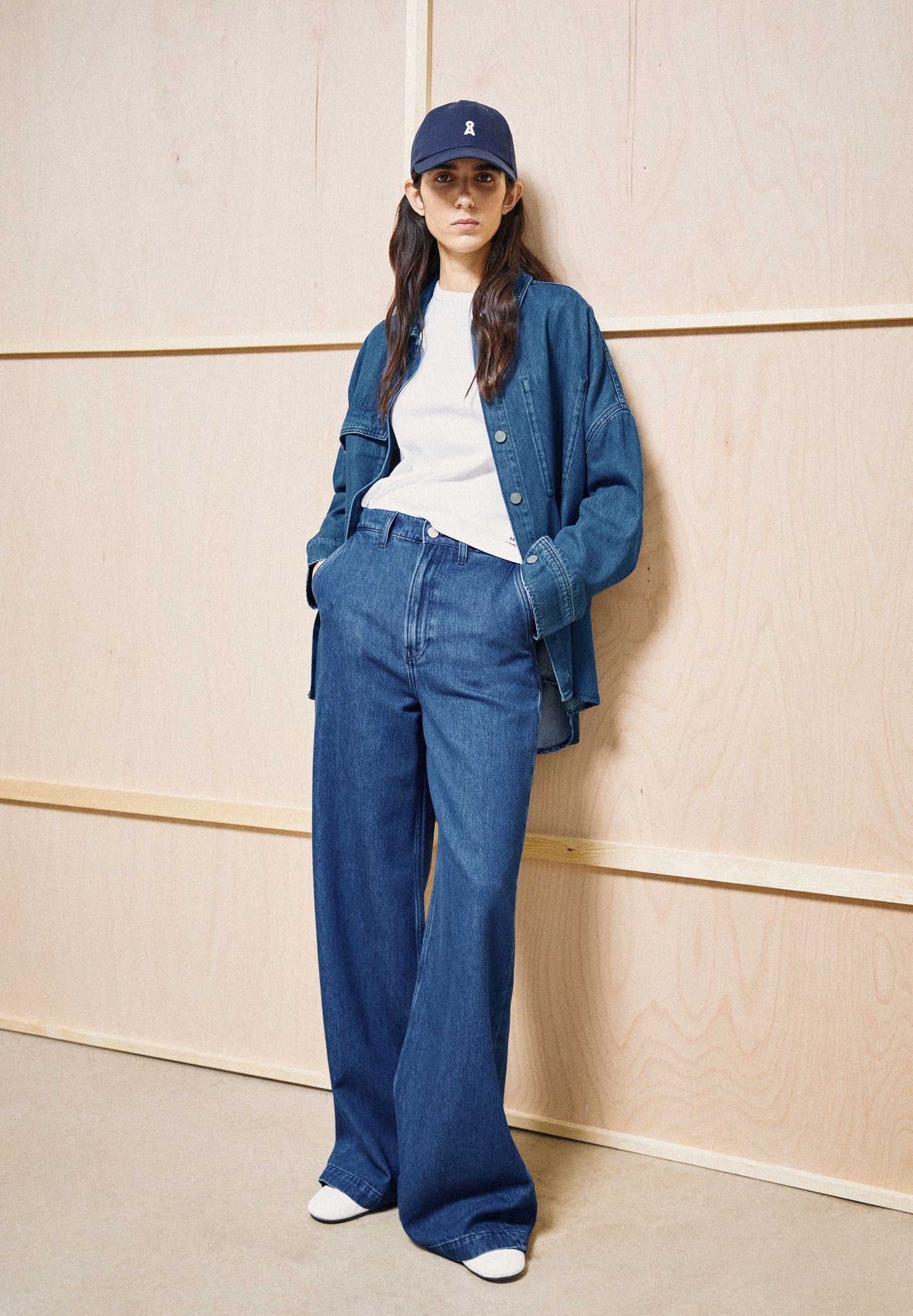 WIDE LEG JEANS | BRIGHT BLUE | CUTS