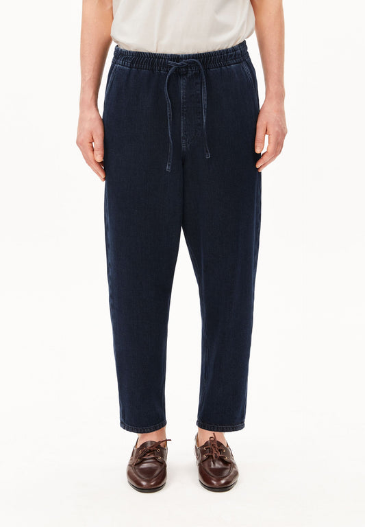 PULL-ON TAPERED JEANS | LOLITE | CUTS