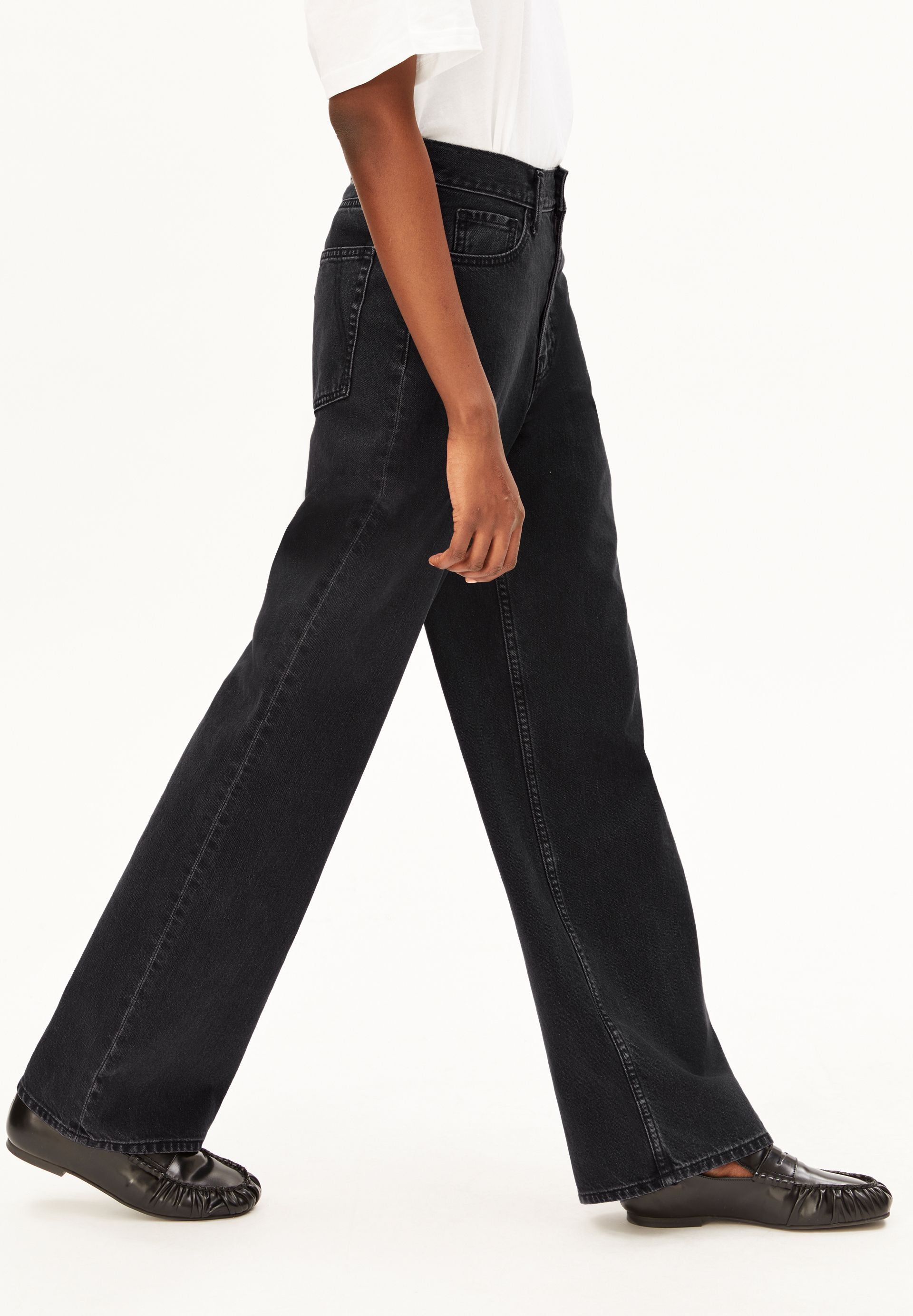 ENIJAA HIGH WAIST WIDE JEANS | EBONY BLACK | CUTS