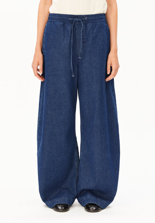 PULL-ON BARREL JEANS | CUTS