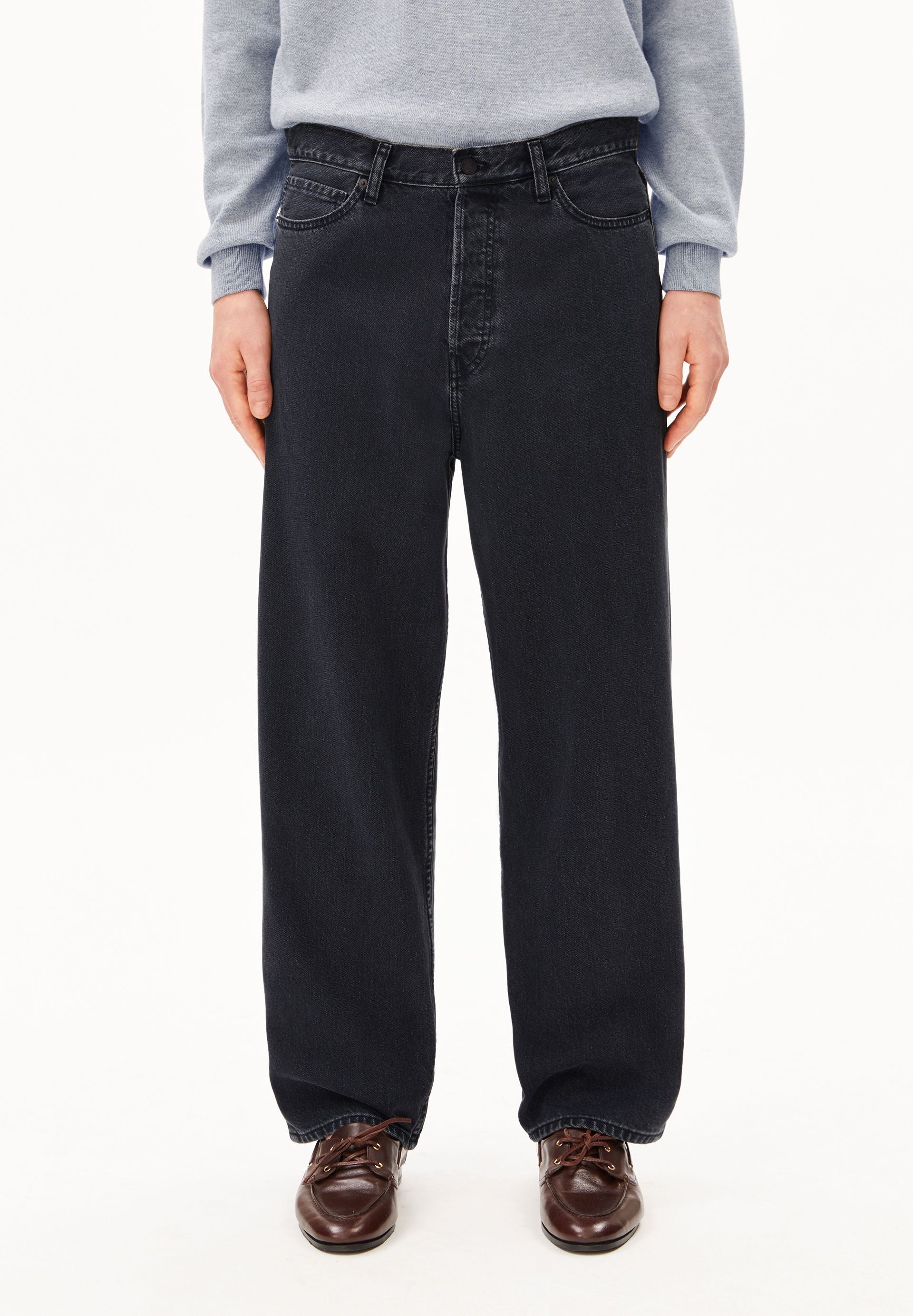JAAMEO BAGGY JEANS | EBONY BLACK | CUTS