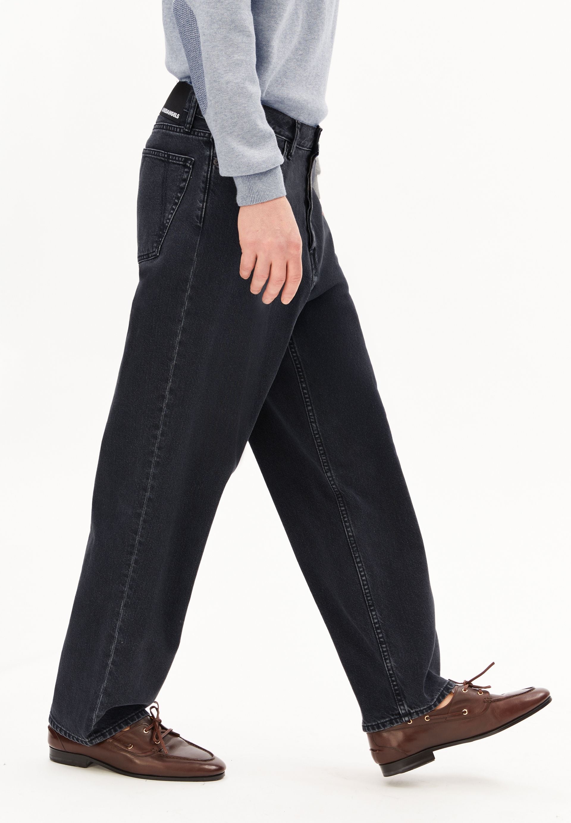 JAAMEO BAGGY JEANS | EBONY BLACK | CUTS