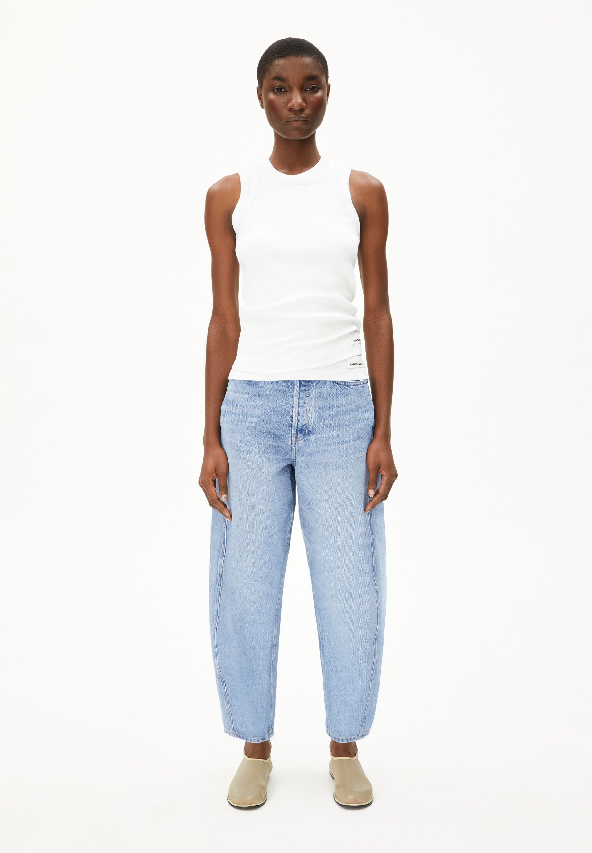BAARLY HIGH WAIST BARREL JEANS | NOISE | CUTS