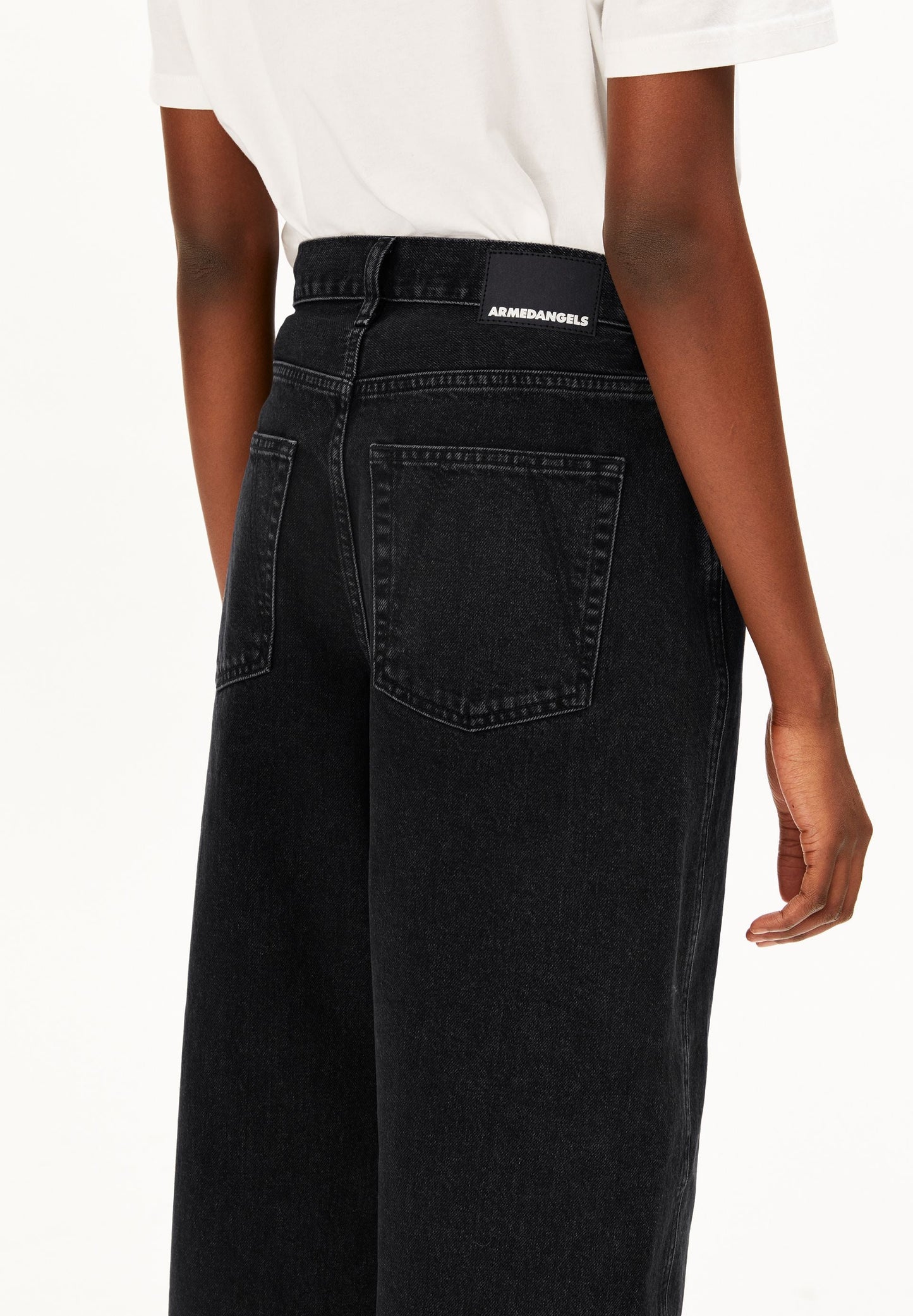 BAARLY HIGH WAIST BARREL JEANS | EBONY BLACK | CUTS